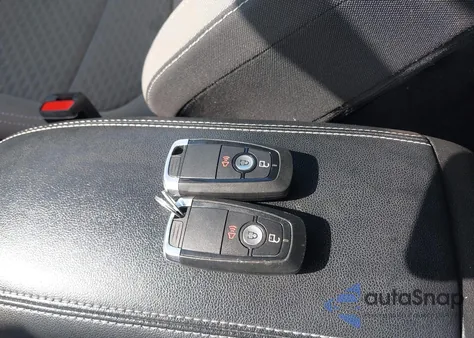 2022 Ford Escape Se from USA, damaged, VIN 1FMCU9G69NUB08676